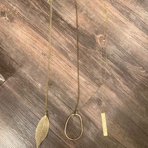 Necklaces all 3 or just 1. Specify in order :)